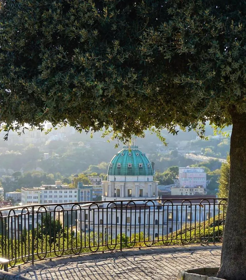 Napoli Flower'S Bed & Breakfast Italy
