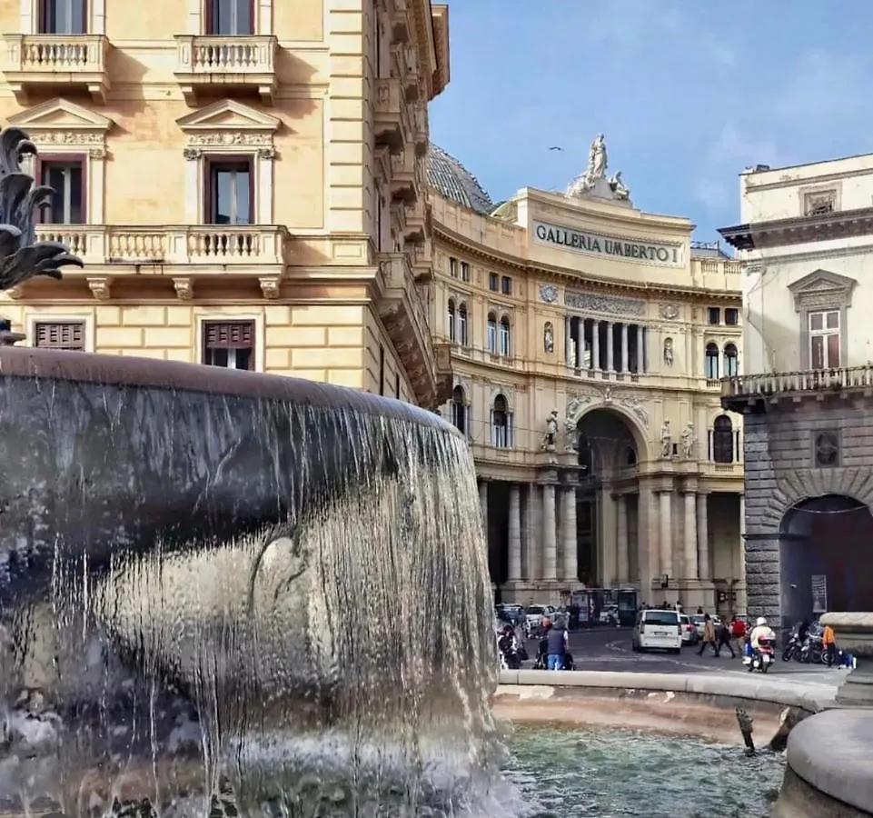 Napoli Flower'S Bed & Breakfast Naples