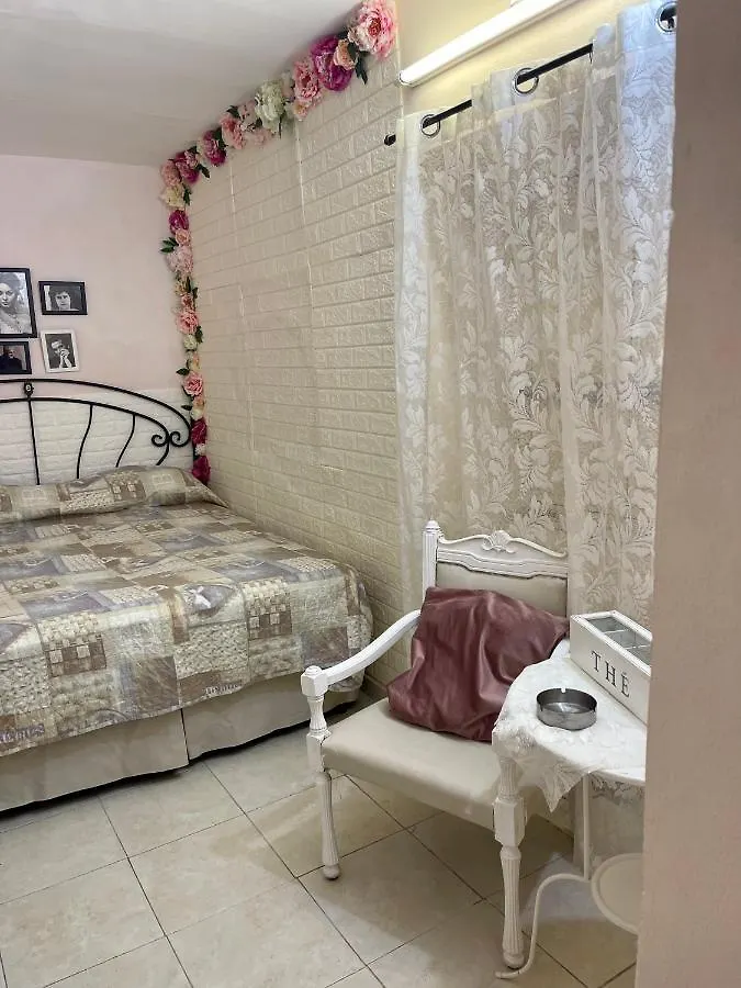 Napoli Flower'S Bed & Breakfast Italy